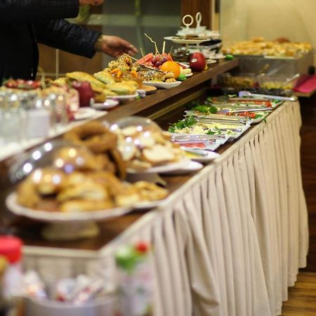 Somya Hotel Gebze Bagian luar foto