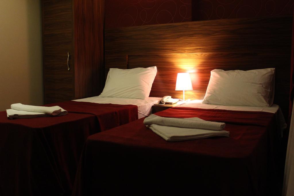 Somya Hotel Gebze Bagian luar foto